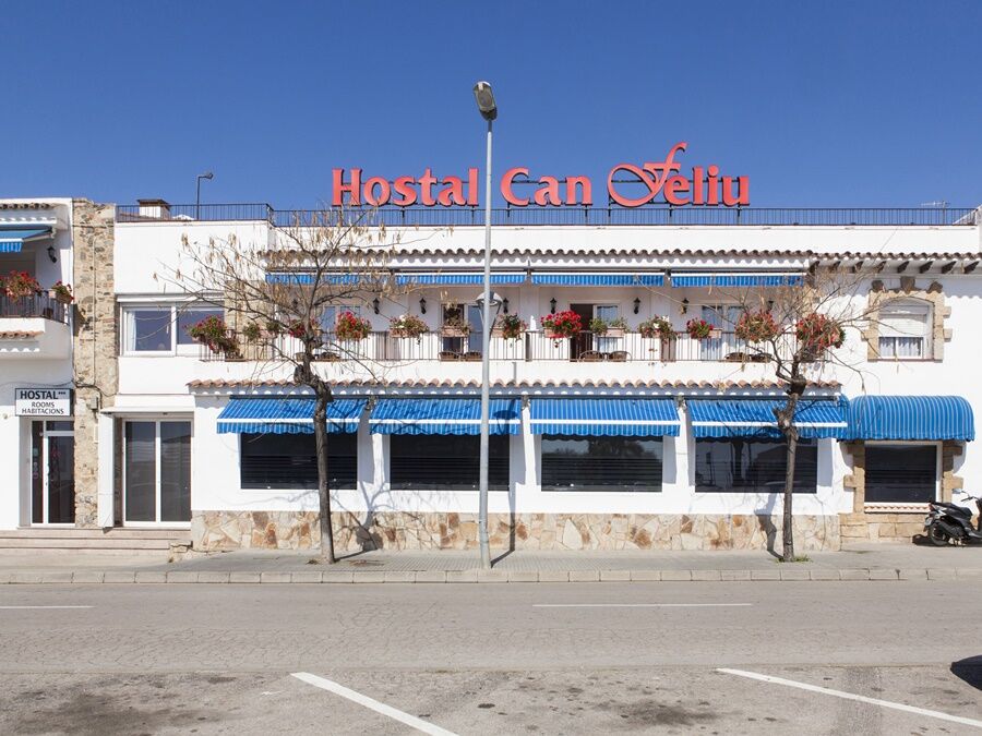 Casa Feliu Hostal サンタ・スサナ エクステリア 写真